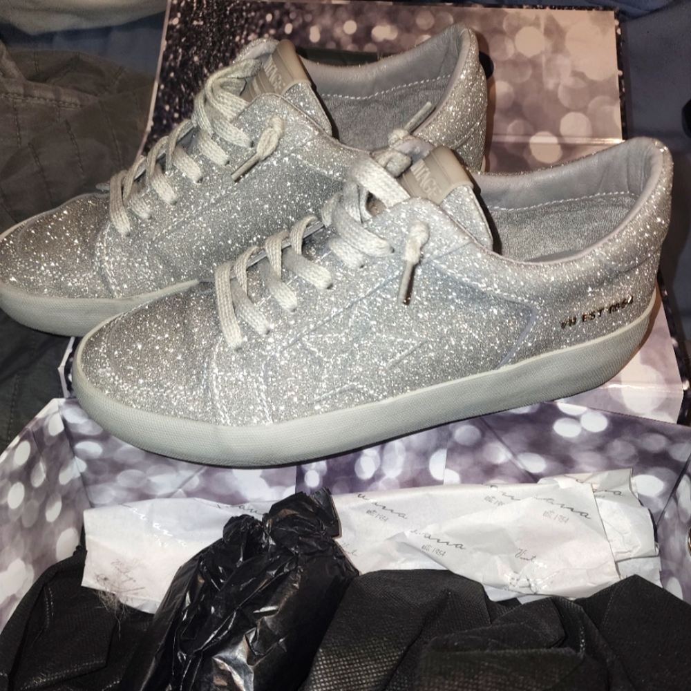 Vintage Havana silver glitter sneakers sz8